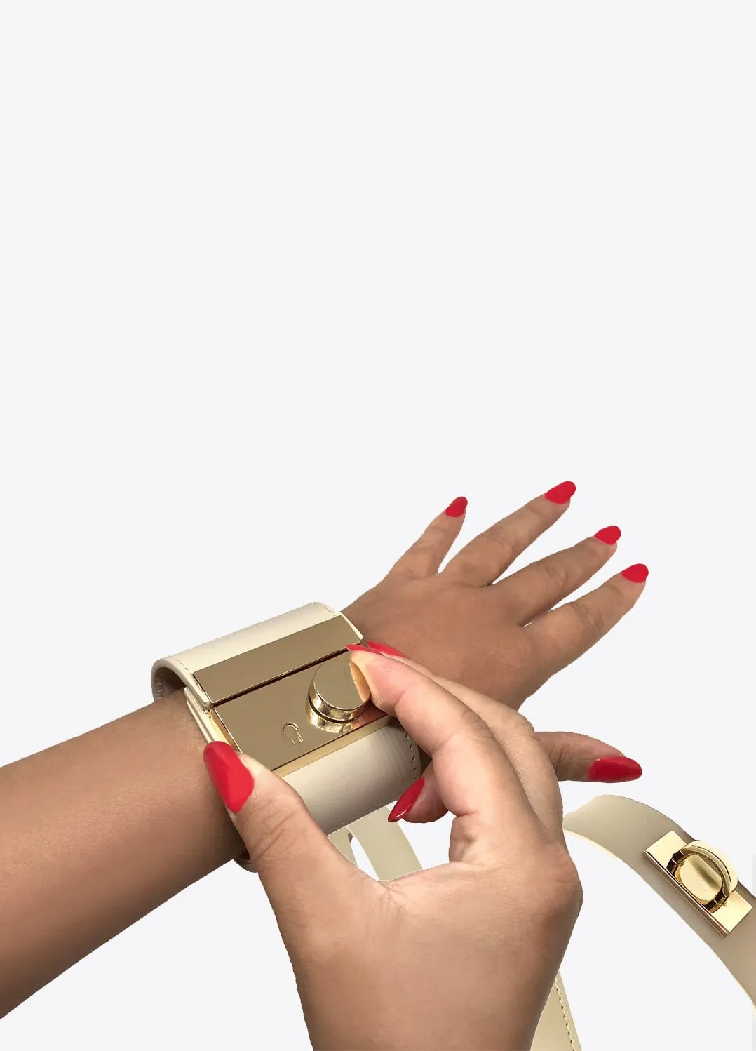 AVERY WRIST CUFF & LEASH SET