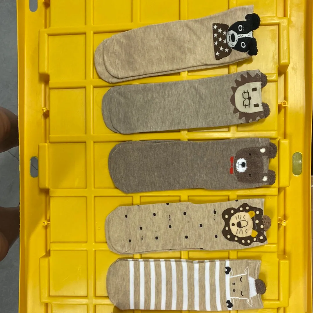 Cartoon Crew Socks S4