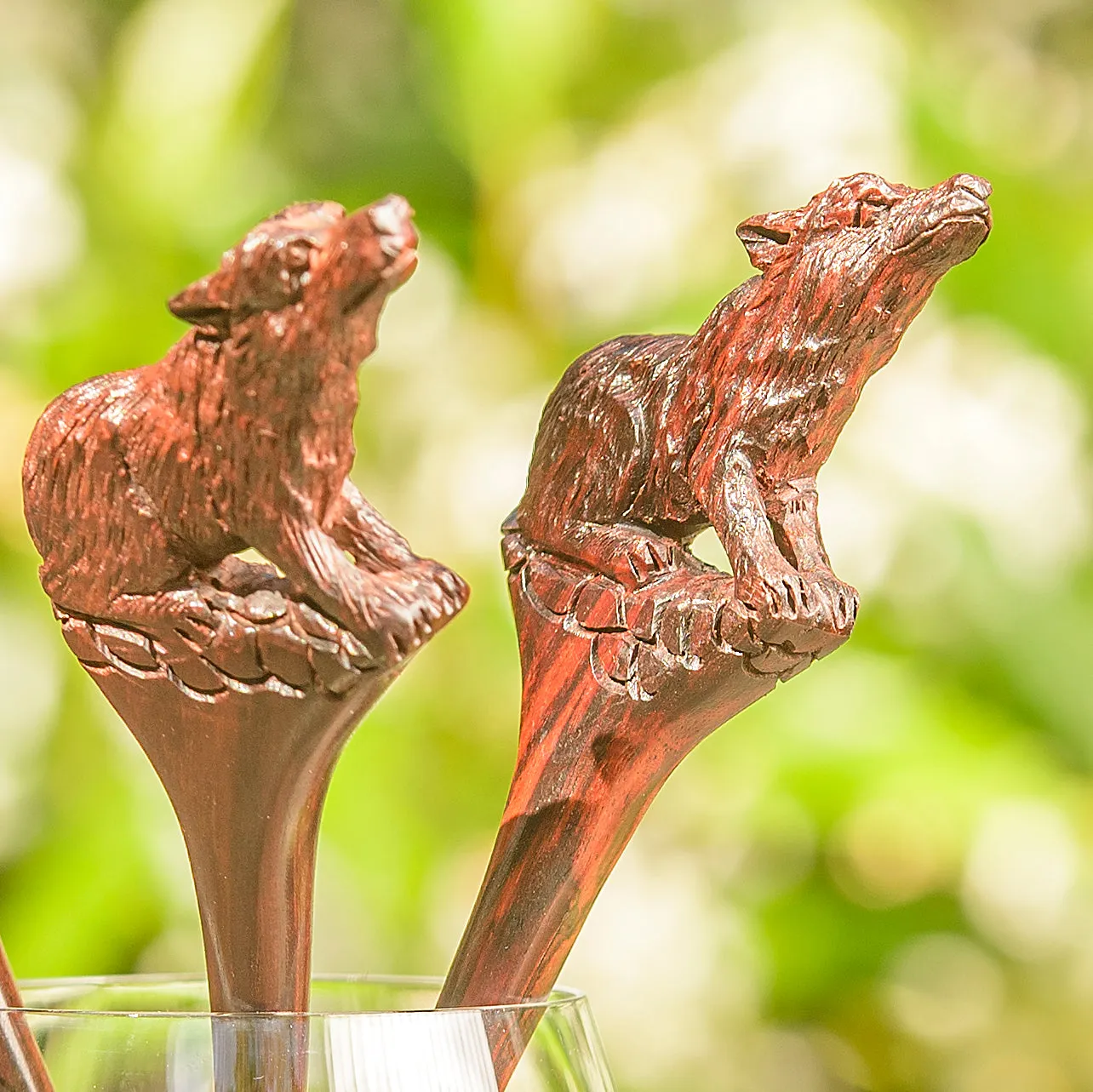 Premium Howling Wolf Wooden Single Prong Hair Stick